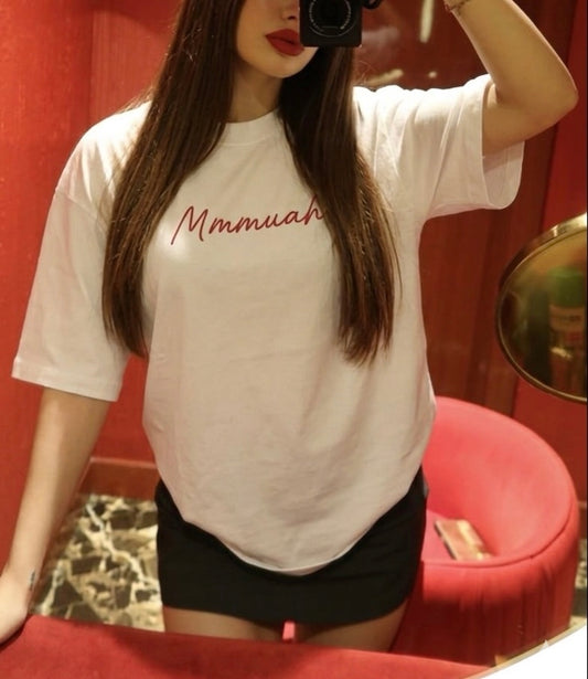 Hot Woman T-shirt Mmmuah (Red)